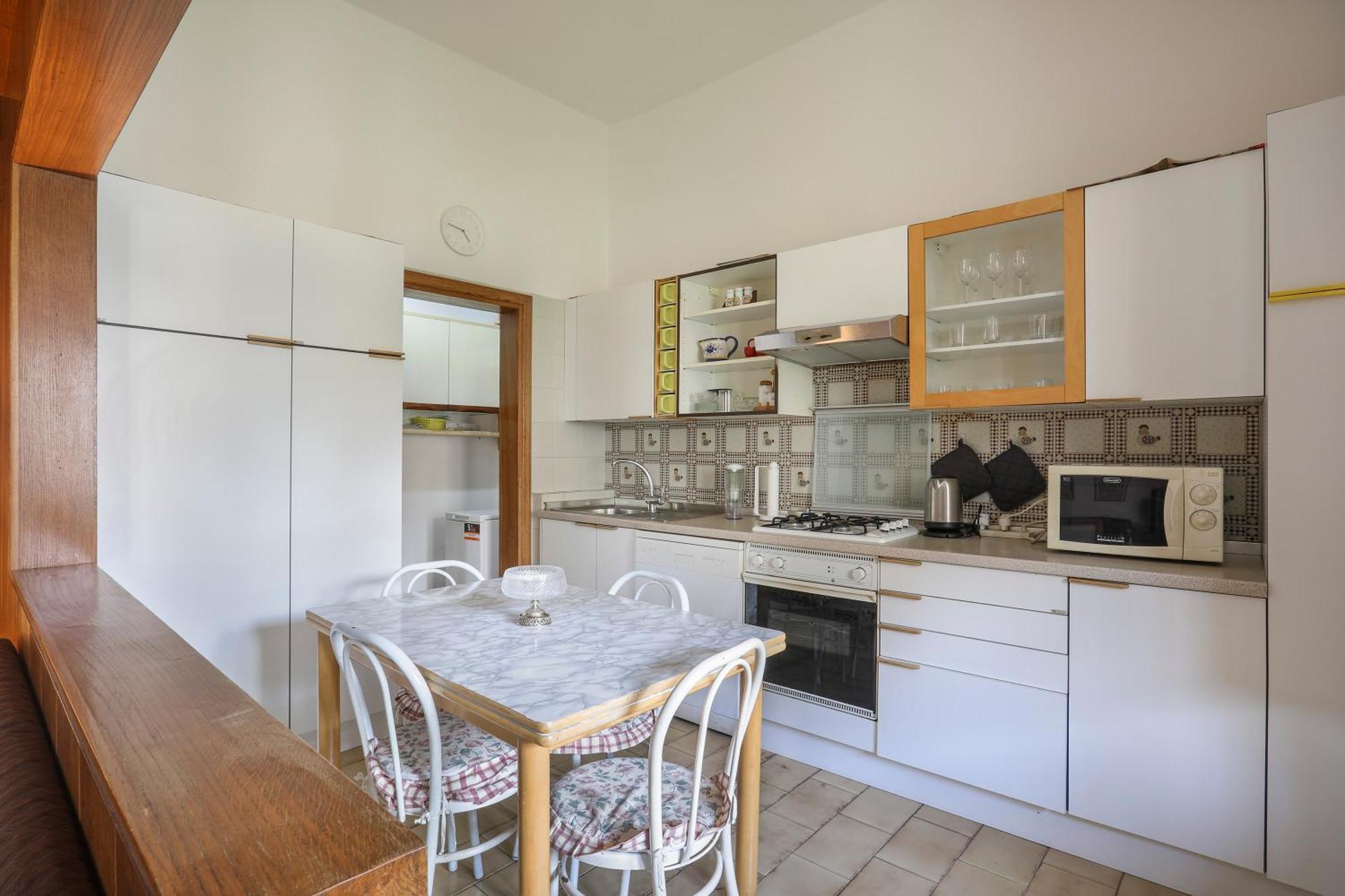 Spacious 3 Bedroom * Florencia